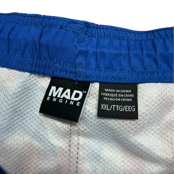 MAD ENGINE men’s stars stripes patriotic swim trunks shorts size XXL NWT - Picture 3 of 4